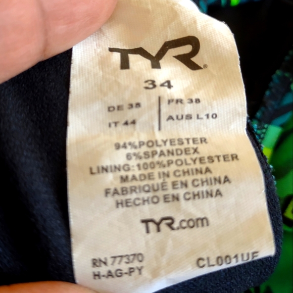 TYR Miramar Diamond Fit Women’s Swimsuit. Size 34 - Picture 10 of 11